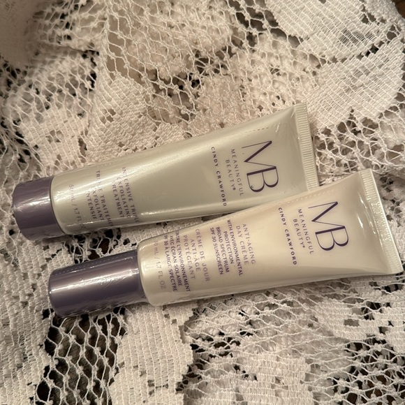 New never opened Set of Meaningful Beauty Facial Products - Picture 5 of 5